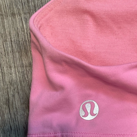 Lululemon sports bra - Picture 3 of 3